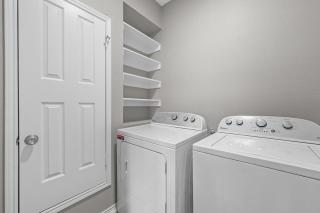 Spacious Updated Lonestar 3BR Retreat - 8