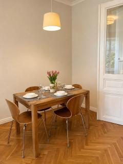 Park & Pulse - Stylish Apartment by the Park - 8