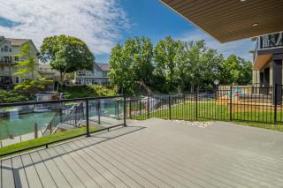 5 BR Grand Bend Riverfront Cottage - Walk to Beach - 5