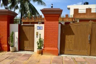 Cozy Fidjrosse Beach House, 2 Steps to the Ocean - 4