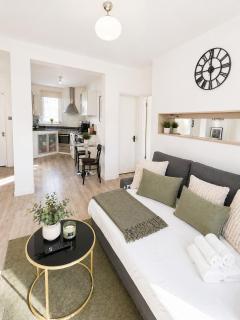Cozy 2BR Apartment Near Old St Station - 7