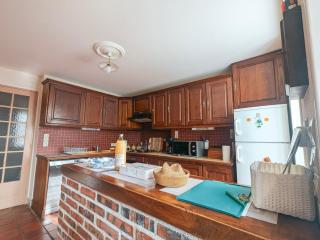 Maison rustique avec salle de jeux, jardin, 5 chambres près du Zoo de Beauval - FR-1-591-34 - 7