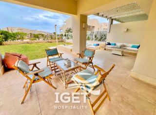3BR Chalet with Large Garden in Hacienda Bay - 4