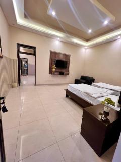 Hotel East View - 5