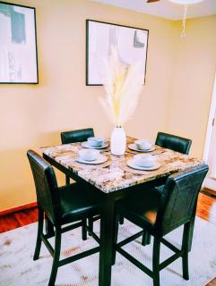 Nice Spacious 3 Bedroom 2 Bathroom Ranch Home - 6