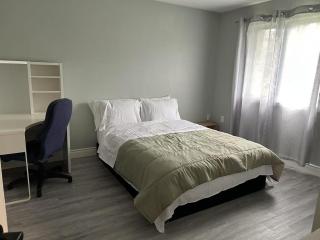 Modern Queen St Duplex - 7