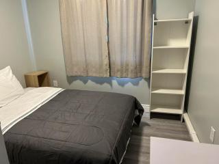 Modern Queen St Duplex - 4