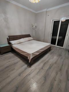 For Rent 3 bedrooms, Fully furnished - 5