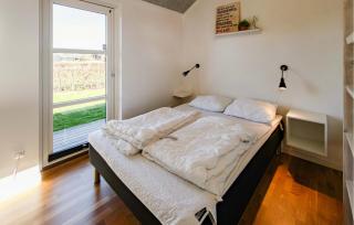 4 Bedroom Pet Friendly Home In Grenaa - 2