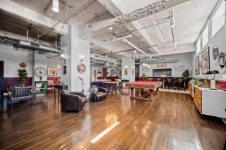 Stylish Industrial Loft,Heart of Downtown,Pool&Gym - 6