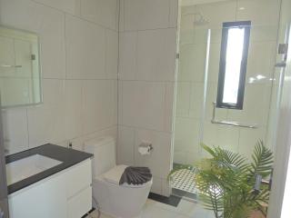 Coastal Charm Apartment - 7