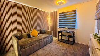 Modern Entire Apartment- Self CheckIn & Free Parking - 0