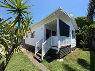 Seaside Granny Flat in North Brisbane - 0