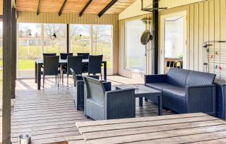 Beautiful Home In Ørsted With Kitchen - 6
