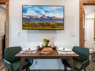 Alpenhaus | Ski Jackson & Targhee - 3