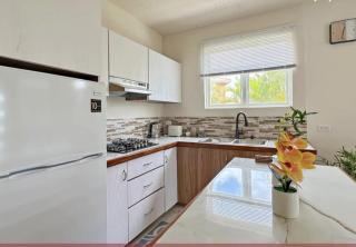 Cottage Court - 6