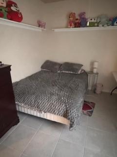 5BR Home • Backyard + BBQ / Sleeps 10 - 3