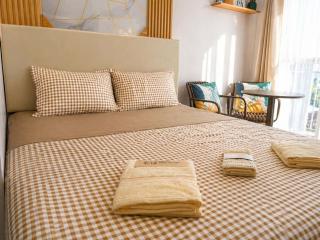 Casa Amalia T1003 by Casa Mira Mandaue Tower 3 - Mandaue City - 9