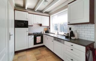 Lovely Home In Stavenisse With Outdoor Swimming Pool - 4
