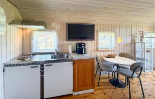 Cozy Home In Nexø With Wifi - 7