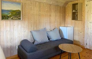 Cozy Home In Nexø With Wifi - 2