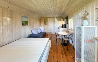 Cozy Home In Nexø With Wifi - 1