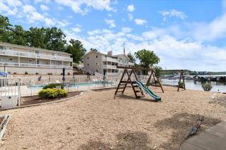 The Calm Cove - A tranquil waterfront escape near shopping and entertainment - 7