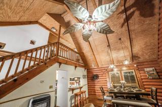 Private Luxury Cabin with Hot Tub, Fire Pit & Sauna - 3