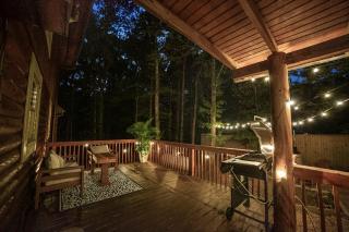 Private Luxury Cabin with Hot Tub, Fire Pit & Sauna - 1