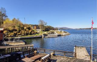 Lovely Home In Hjellestad With House Sea View - 2