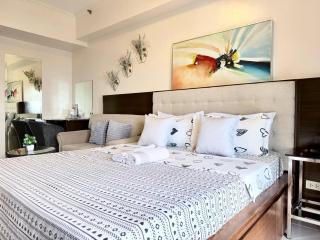 Casa Uzuri Tagaytay Staycation - Cityland Tagaytay, Prime Residences - 0