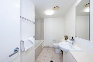 Dwell Apartment 33a - 4