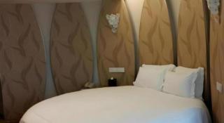 New Melody Hotel - 8
