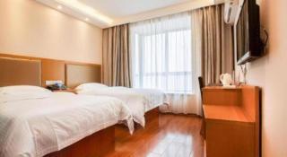 GreenTree Inn Yangshuo West Street Express Hotel - 7