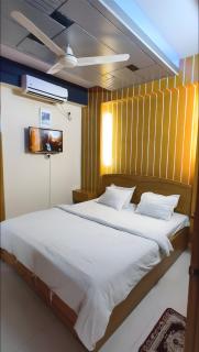 World Beach Resort Sea View Couple Room - 0