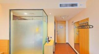 IU Hotel Shijiazhuang Development Zone Tianshanhaijie East 4th Provincial Hospital - 2