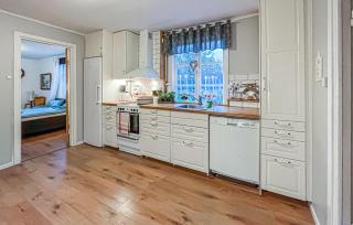 2 Bedroom Cozy Home In Tingsryd - 7