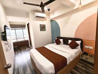 Hotel Krishna Inn Motera Ahmedabad - 0