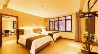 James Joyce Coffetel· Zhengzhou Wenhua Road Technology Market - 9