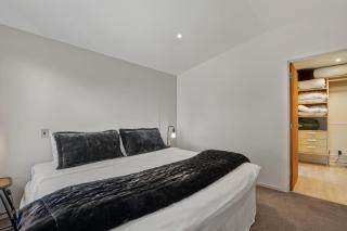 Studio on Martin Lane - 2