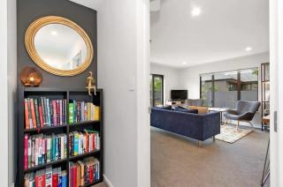 Merivale Village Apartment - 9