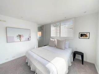 Studio B Sumner - Christchurch - 3