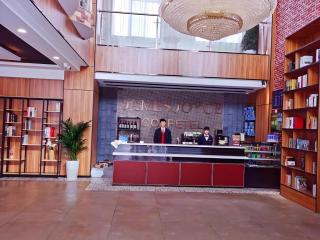 James Joyce Coffetel Lijiang Ancient City Dashuiche - 4