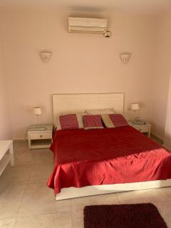 Spacious 2BR Pool-View Apartment in Hadaba - 7