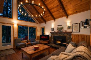 River House on Sumac - 0