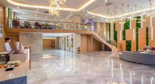 Lavande Hotel Foshan Shunde Daliang Qinghuiyuan Shihu Road - 4