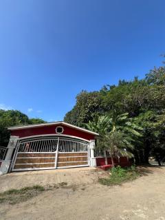 Casa de Verano en Río de Chepo con billar y gazebo - 1