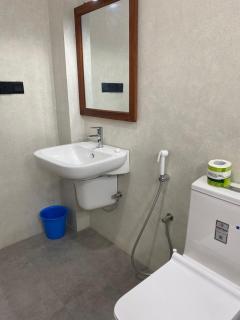 Ocean Crest Apartments - 4