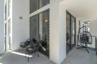 Bright 2 Bedroom in Downtown Miami Close to Everything - 1