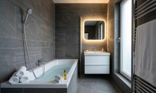 Bright Scandinavian Flat Bathtub n Danube Steps - 0